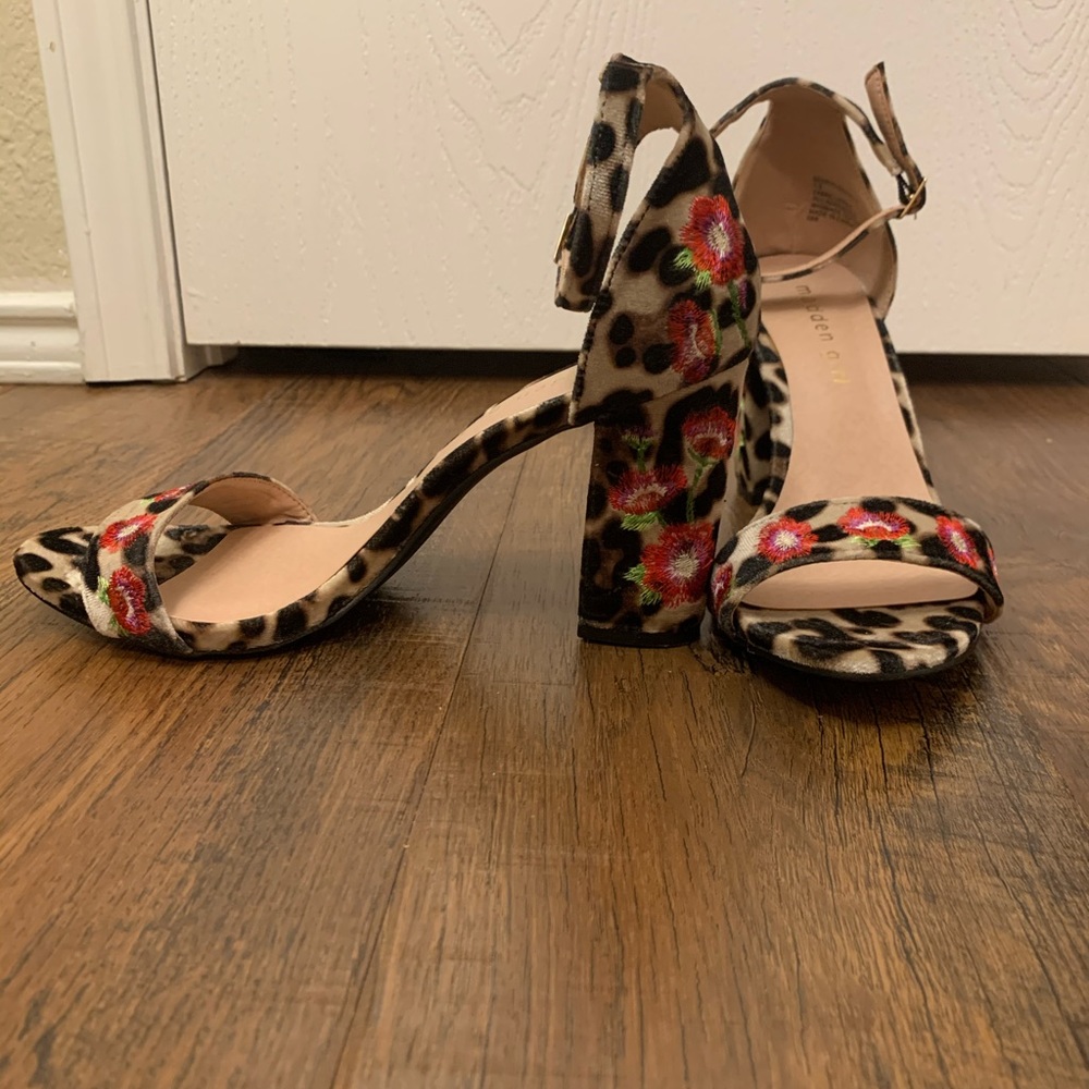 CHEETAH EMBROIDERED MADDEN GIRL HEELS